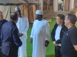 DINER OFFERT PAR LE PRESIDENT BAYE CISS LA RYAD, SA RESIDENCE PRIVEE A SON EXCELLENCE L'AMBASSADEUR D'ALGERIE